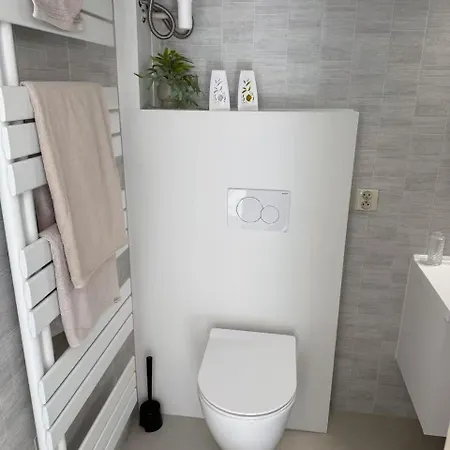 Petit Studio Charmant Renove Fully Renovated Studio 1 Min From The Beach At St-Idesbald Koksijde Exterior photo